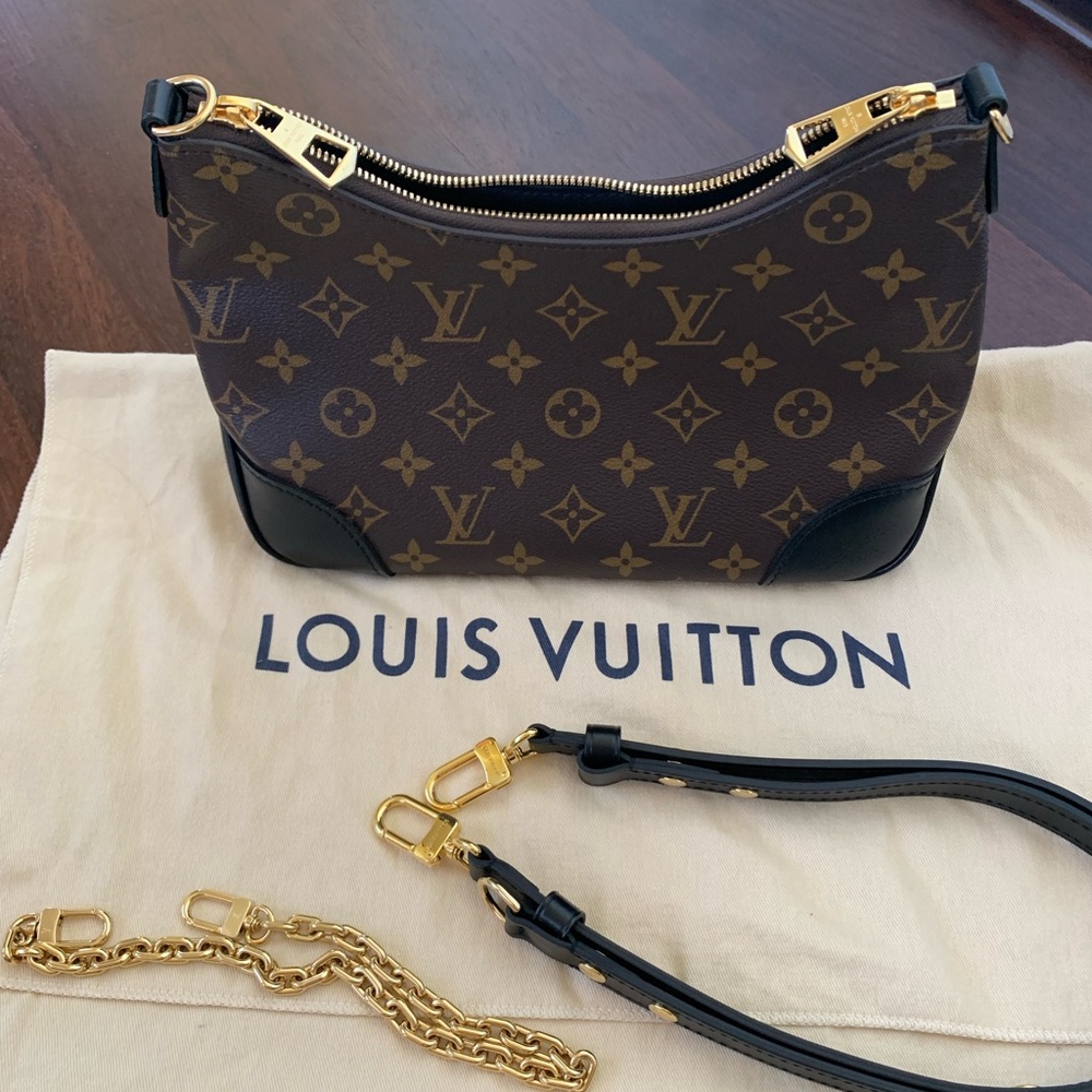 Louis Vuitton boulogne black